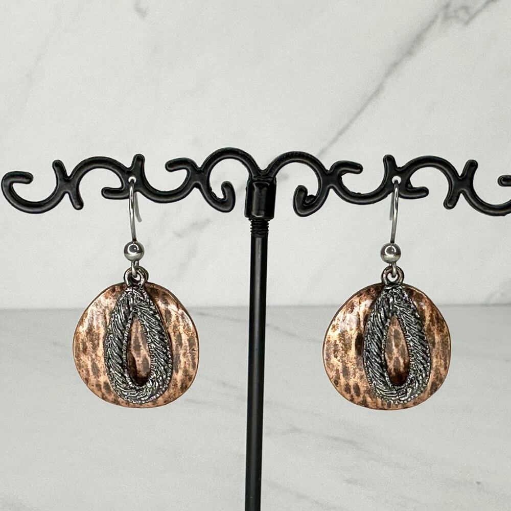 Chico's Mixed Metal Oval Drop Earrings ✨